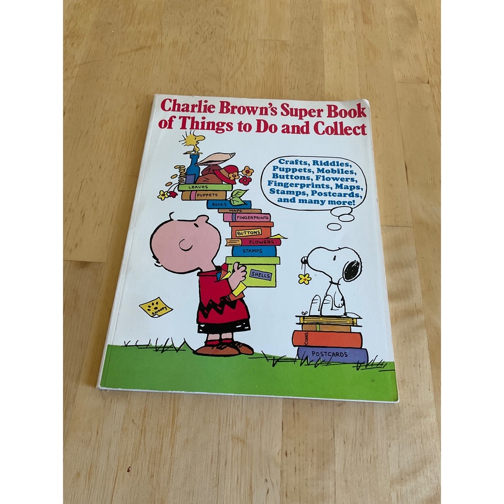 Charlie Browns Super Book of Things to Do and Collect Peanuts Snoopy Vintage